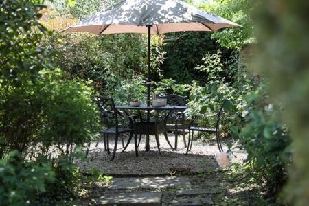 Two Rose Walk Cottage Cotswolds Moreton-in-Marsh Exteriér fotografie