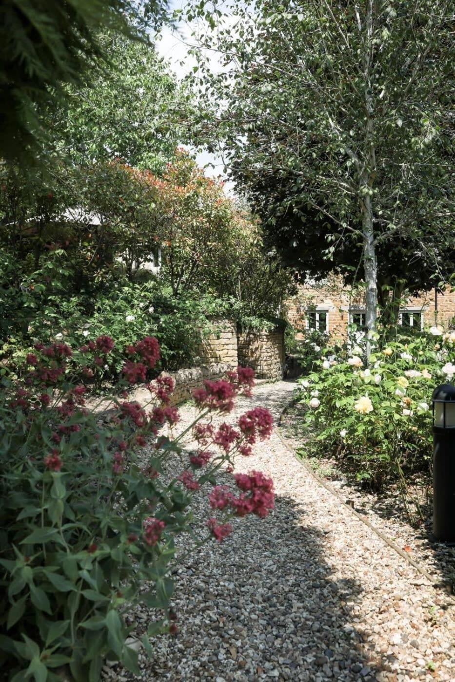 Two Rose Walk Cottage Cotswolds Moreton-in-Marsh Exteriér fotografie