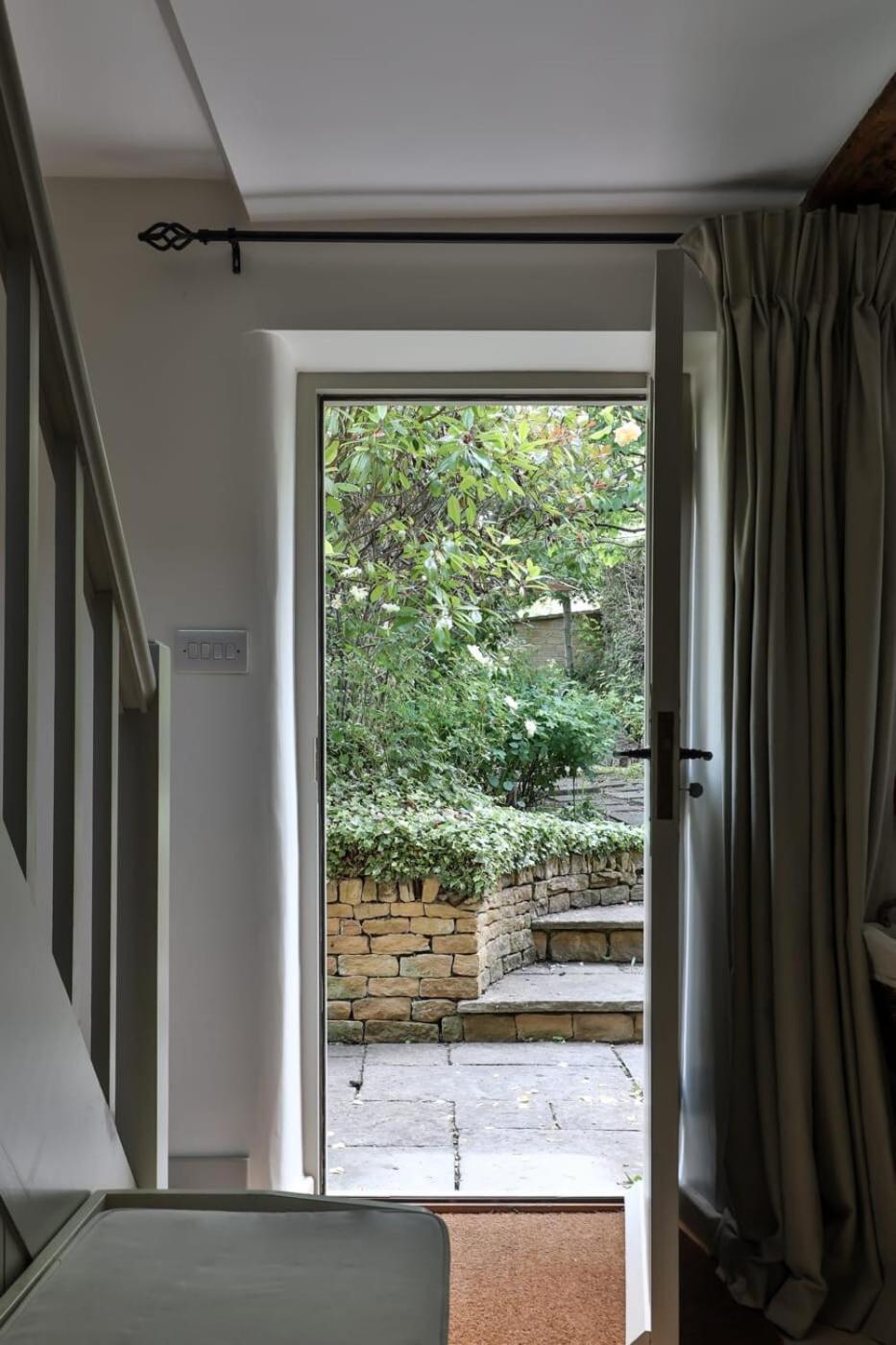 Two Rose Walk Cottage Cotswolds Moreton-in-Marsh Exteriér fotografie